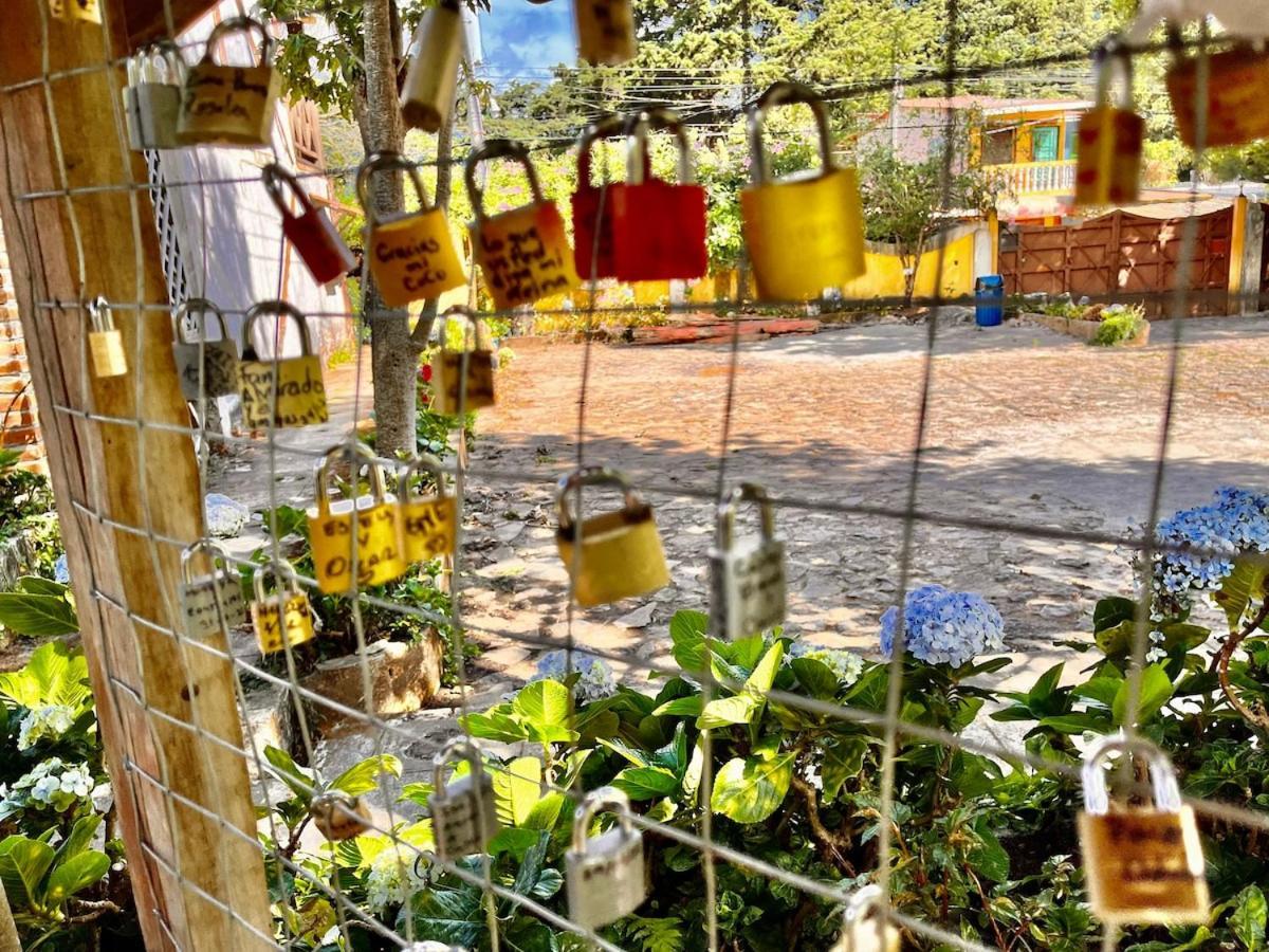 Casa Heidi, Apanecaヴィラ エクステリア 写真