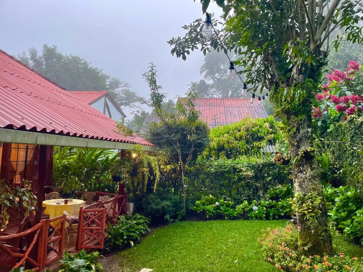 Casa Heidi, Apanecaヴィラ エクステリア 写真
