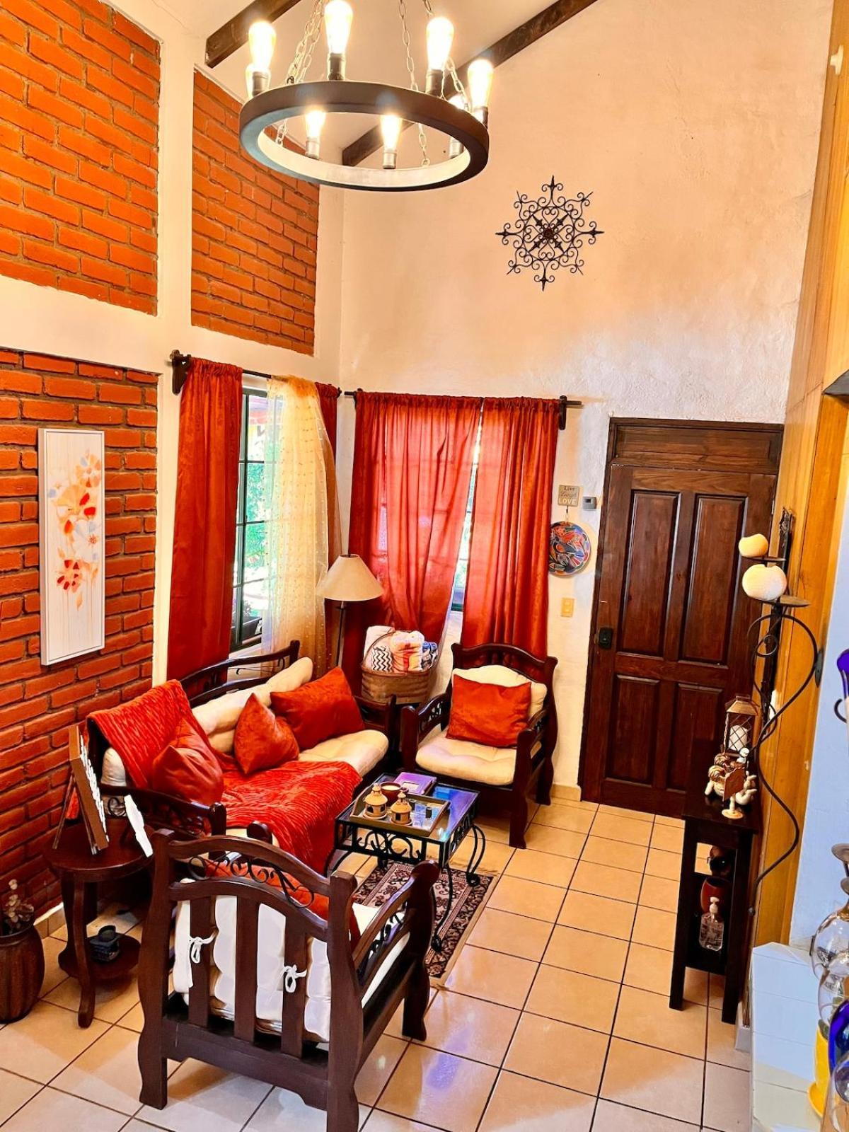 Casa Heidi, Apanecaヴィラ エクステリア 写真